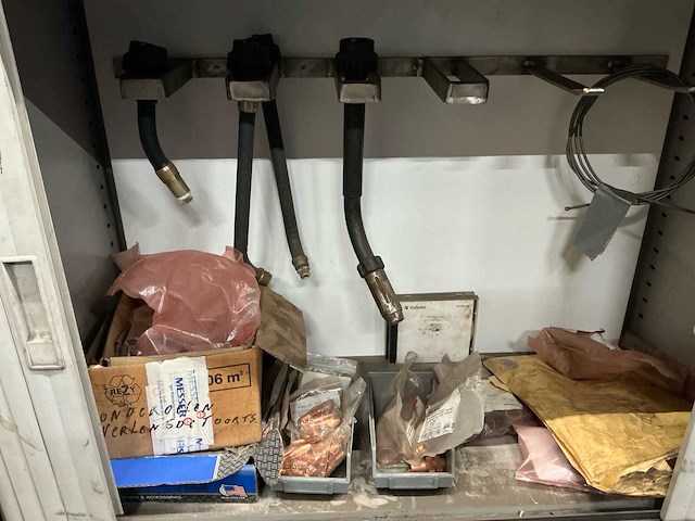 2012 yaskawa mt1-3000-s2d lasrobot complete opstelling - afbeelding 25 van  66