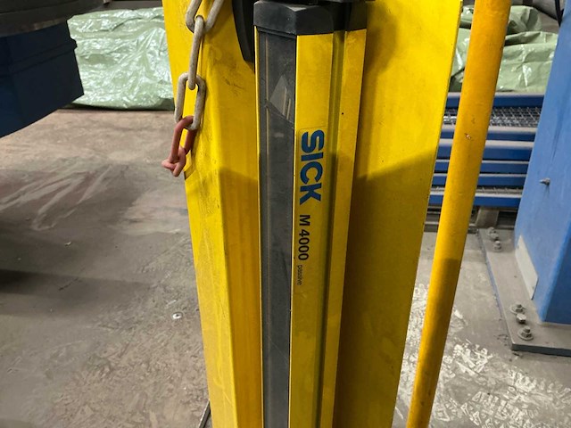 2012 yaskawa mt1-3000-s2d lasrobot complete opstelling - afbeelding 37 van  66