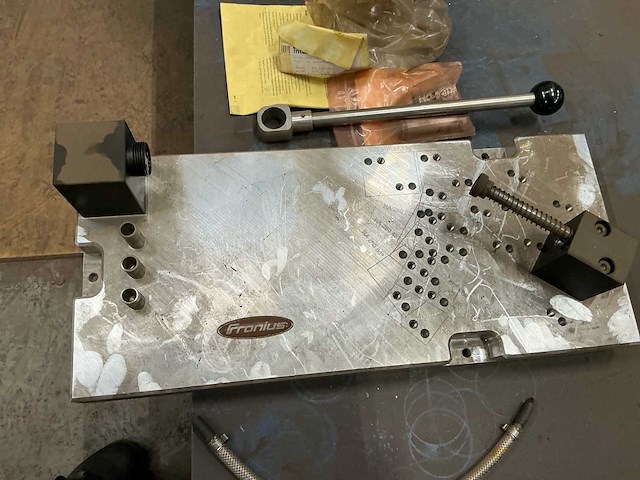 2012 yaskawa mt1-3000-s2d lasrobot complete opstelling - afbeelding 40 van  66