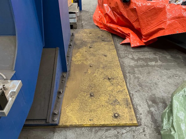 2012 yaskawa mt1-3000-s2d lasrobot complete opstelling - afbeelding 50 van  66