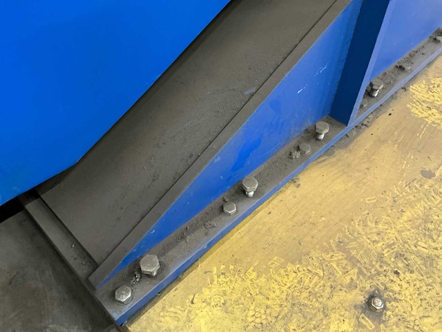 2012 yaskawa mt1-3000-s2d lasrobot complete opstelling - afbeelding 53 van  66