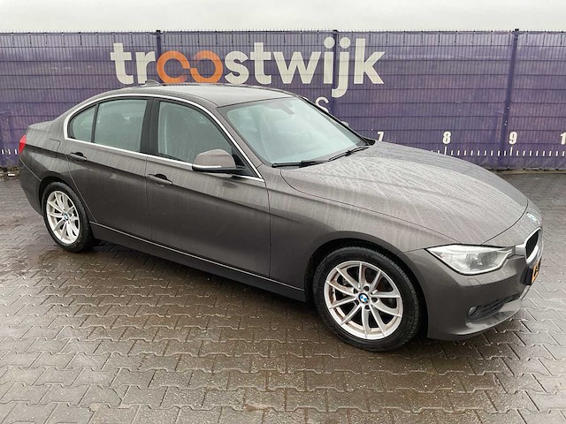 2013 - bmw - 3-serie - 316d executive - personenauto - afbeelding 2 van  14