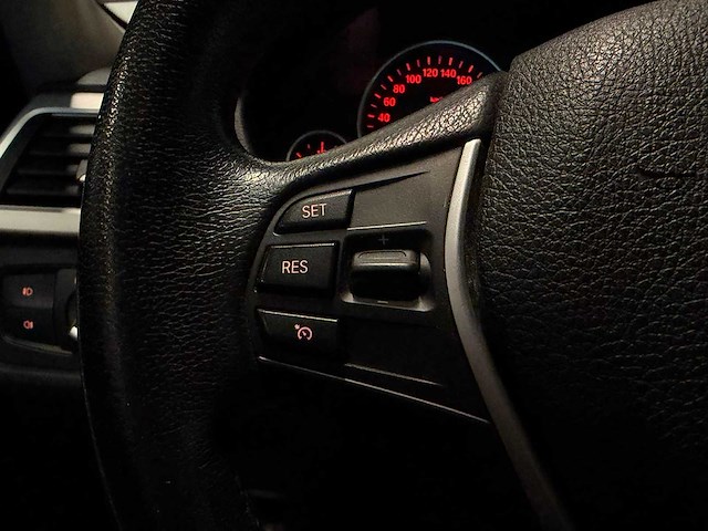 2013 - bmw - 3-serie - 320i ede high exec - 1-kjf-64 iaw - afbeelding 2 van  24
