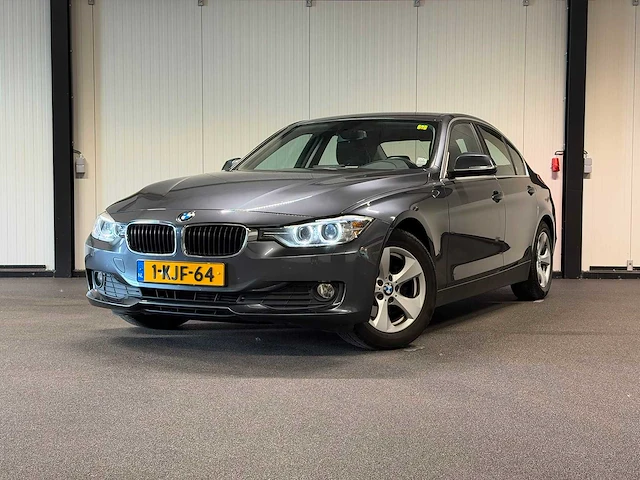 2013 - bmw - 3-serie - 320i ede high exec - 1-kjf-64 iaw - afbeelding 1 van  24