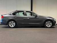 2013 - bmw - 3-serie - 320i ede high exec - 1-kjf-64 iaw - afbeelding 3 van  24