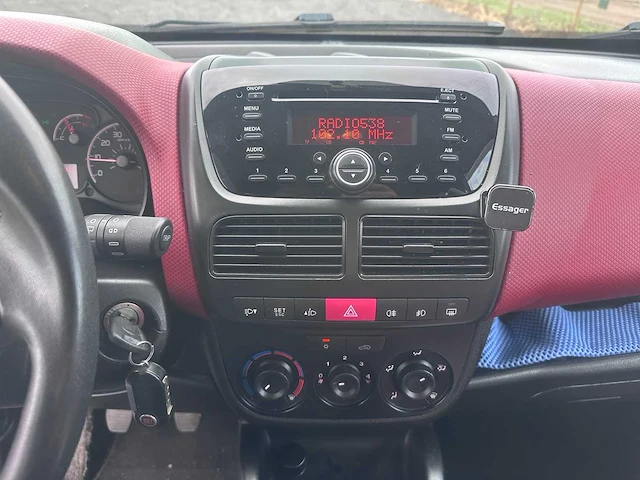 2013 - fiat - doblò - 1.4 t-jet cng dyn. - hn-628-r - afbeelding 4 van  17