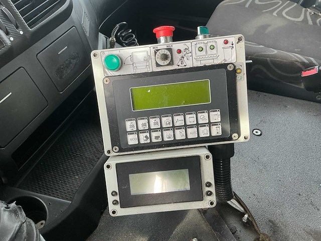 2013 - iveco - ad260sy/ps cng - vrachtwagen - afbeelding 14 van  27