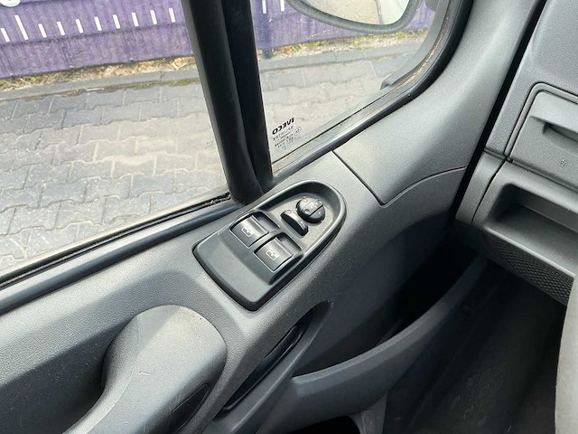 2013 - iveco - daily - 35c13v 330 h3 - bedrijfswagen - afbeelding 12 van  12