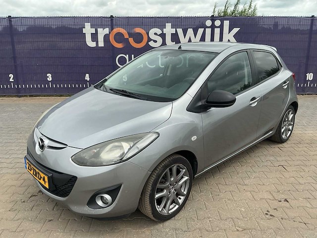 2013 - mazda - 2 - 1.3 hanabi - personenauto - afbeelding 10 van  11