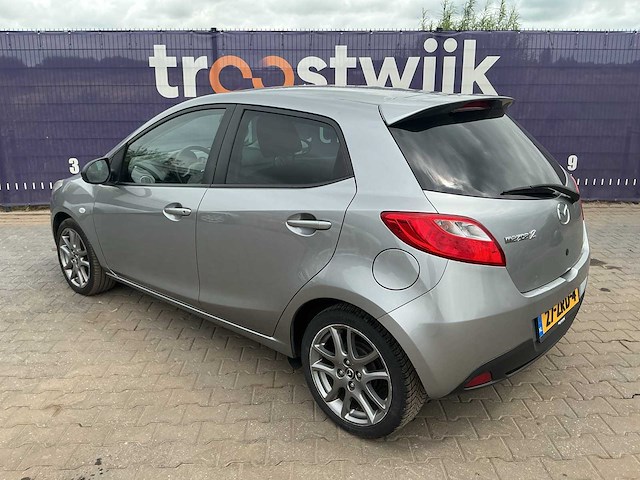2013 - mazda - 2 - 1.3 hanabi - personenauto - afbeelding 4 van  8