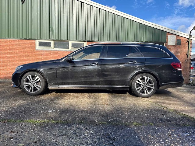 2013 - mercedes-benz - e300 e-klasse estate - w212r - personenauto - afbeelding 32 van  43