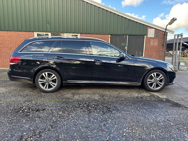 2013 - mercedes-benz - e300 e-klasse estate - w212r - personenauto - afbeelding 2 van  41