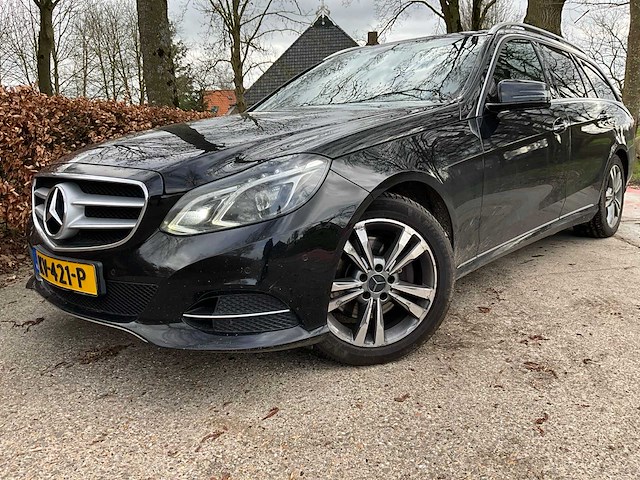 2013 - mercedes-benz - e300 e-klasse estate - w212r - personenauto - afbeelding 1 van  41