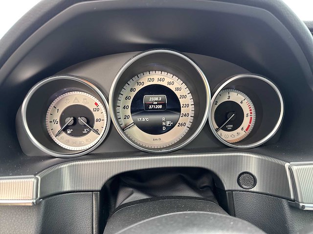 2013 - mercedes-benz - e300 e-klasse estate - w212r - personenauto - afbeelding 13 van  41