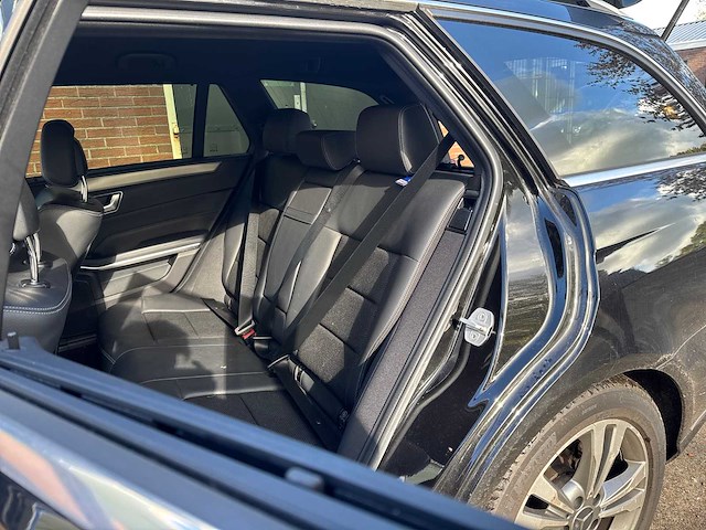 2013 - mercedes-benz - e300 e-klasse estate - w212r - personenauto - afbeelding 17 van  41