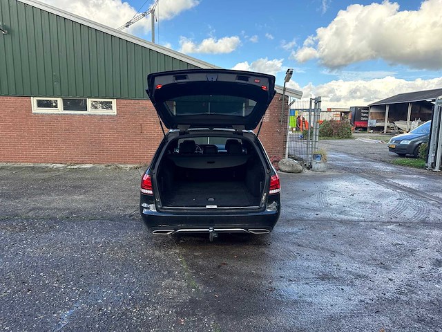 2013 - mercedes-benz - e300 e-klasse estate - w212r - personenauto - afbeelding 19 van  41