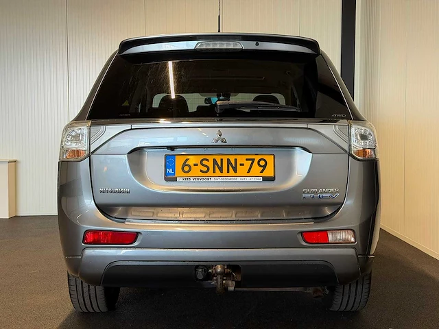 2013 - mitsubishi - outlander - 2.0 phev instyle 6-snn-79 iaw - afbeelding 17 van  23