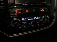 2013 - mitsubishi - outlander - 2.0 phev instyle 6-snn-79 iaw - afbeelding 22 van  23