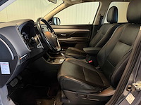 2013 - mitsubishi - outlander - 2.0 phev instyle 6-snn-79 iaw - afbeelding 4 van  23