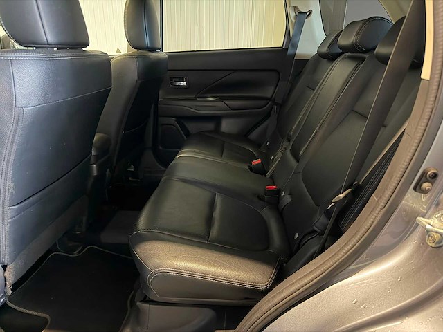 2013 - mitsubishi - outlander - 2.0 phev instyle 6-snn-79 iaw - afbeelding 5 van  23