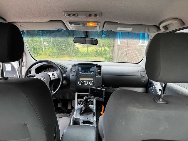 2013 - nissan - navara - 2.5 dci se king cab - bedrijfswagen - afbeelding 6 van  14