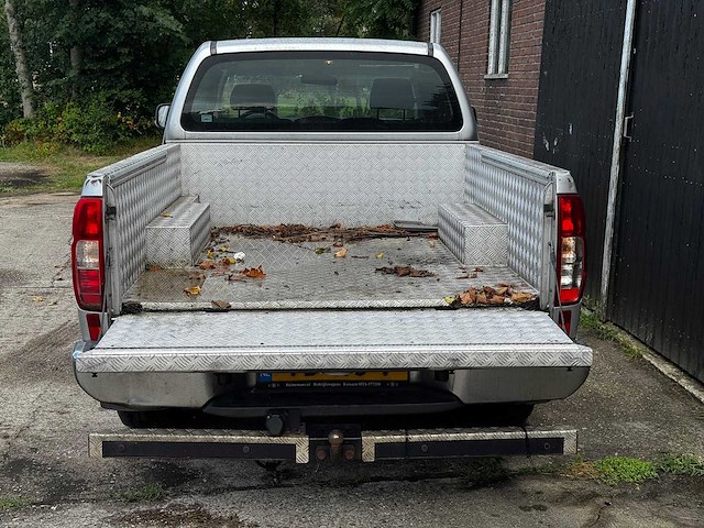 2013 - nissan - navara - 2.5 dci se king cab - bedrijfswagen - afbeelding 9 van  14