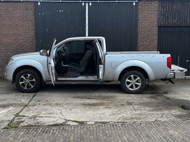 2013 - nissan - navara - 2.5 dci se king cab - bedrijfswagen - afbeelding 13 van  14