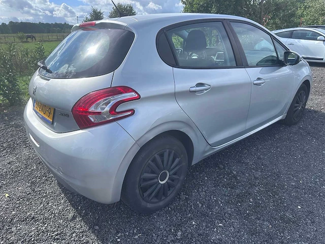 2013 - peugeot - 208 - 1.0 vti active - 61-zvd-9 - afbeelding 13 van  18