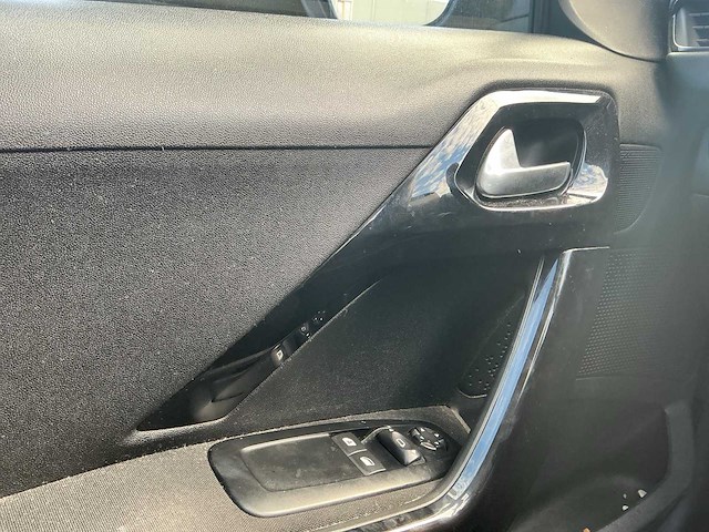 2013 - peugeot - 208 - 1.2 vti active - personenauto - afbeelding 8 van  10