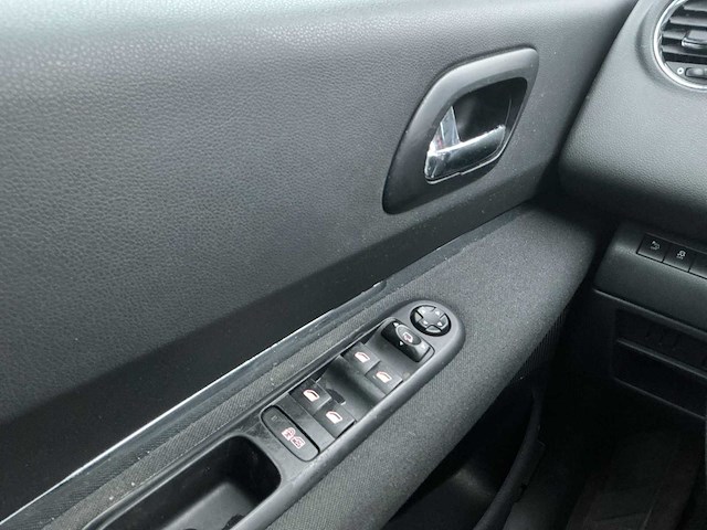 2013 - peugeot - 5008 - 1.6 e-hdi style 5p. - personenauto - afbeelding 12 van  14