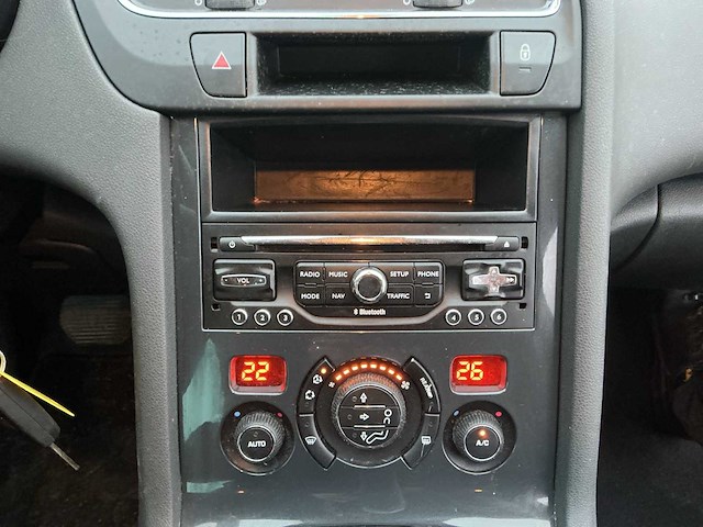 2013 - peugeot - 5008 - 1.6 e-hdi style 5p. - personenauto - afbeelding 8 van  14