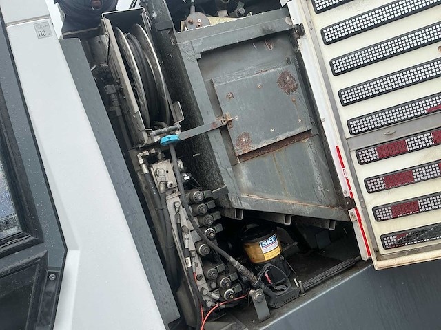 2013 - ravo - 530 rhd - veegmachine/stratenreinigingmachine - afbeelding 8 van  22