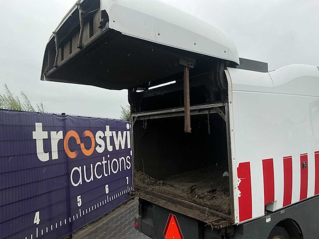 2013 - ravo - 530 rhd - veegmachine/stratenreinigingmachine - afbeelding 21 van  22