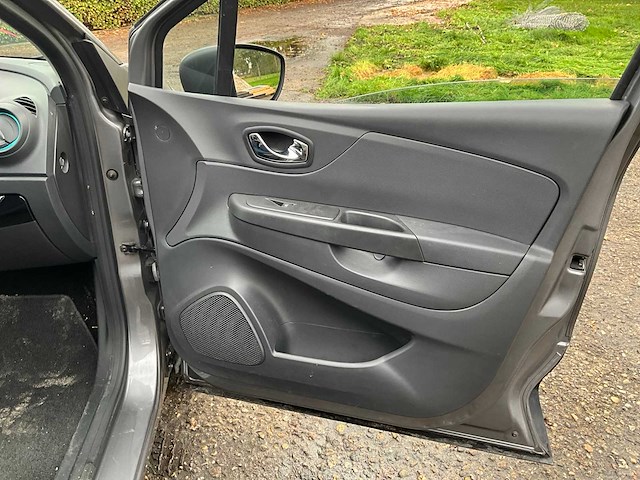 2013 - renault - captur - 0.9 tce authentique - personenauto - afbeelding 24 van  45