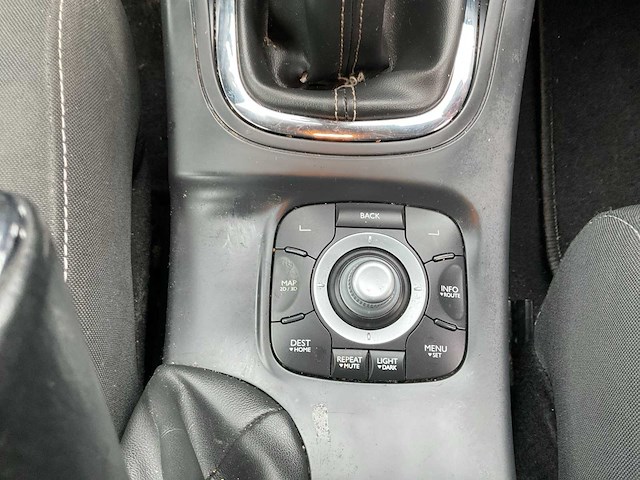 2013 - renault - mégane estate - 1.5 dci collection - personenauto - afbeelding 4 van  17