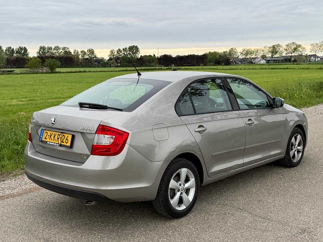 2013 - skoda - rapid - 1.2 tsi grt elegance 2-kkf-26 iaw - afbeelding 6 van  16