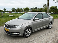 2013 - skoda - rapid - 1.2 tsi grt elegance 2-kkf-26 iaw - afbeelding 1 van  16
