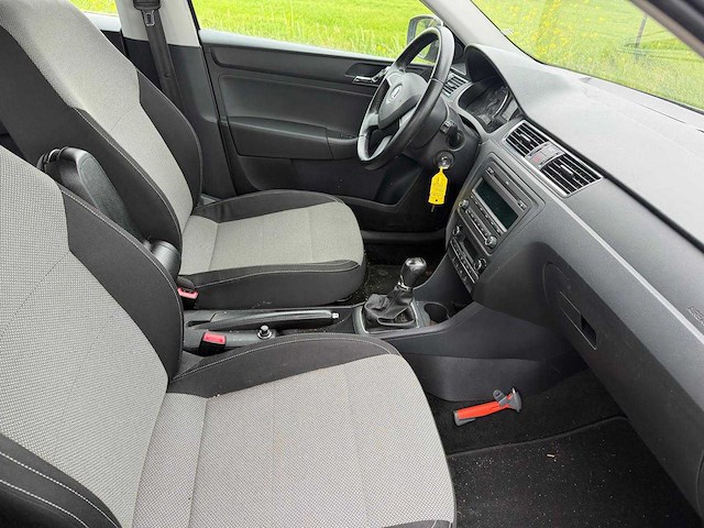 2013 - skoda - rapid - 1.2 tsi grt elegance 2-kkf-26 iaw - afbeelding 11 van  16