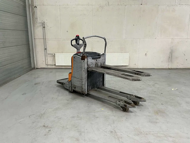 2013 - still - exh20 - electric pallet trucks - afbeelding 4 van  4