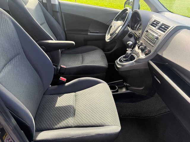 2013 - toyota - verso-s - 1.3 vvt-i comf. plus 8-kgl-83 iaw - afbeelding 9 van  13