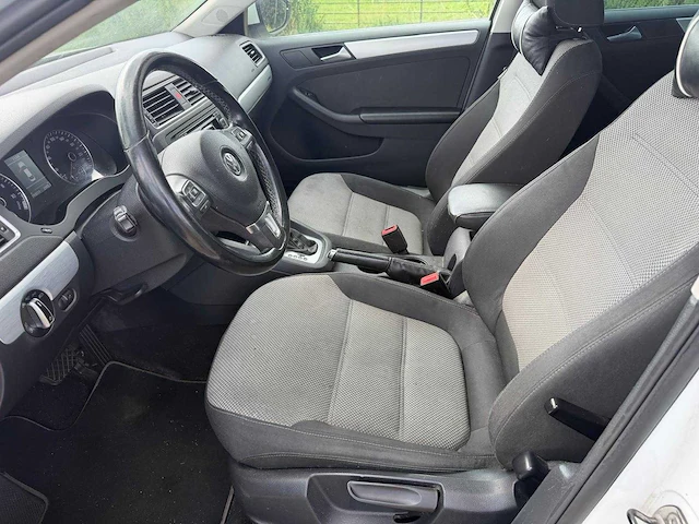 2013 - volkswagen - jetta - 1.4 tsi hybr highl 2-tdh-57 iaw - afbeelding 13 van  17