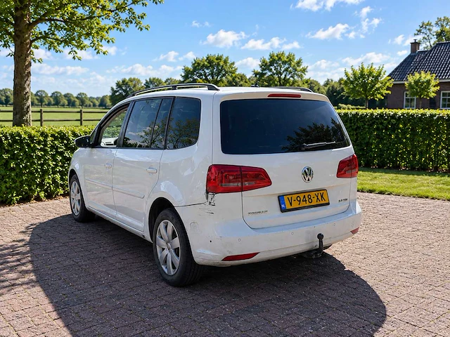 2013 - volkswagen - touran - 1.6 tdi comfortline - bedrijfswagen - afbeelding 3 van  10