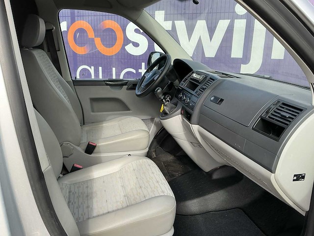 2013 - volkswagen - transporter - 2.0 tdi l1h1 t800ba. - bedrijfswagen - afbeelding 10 van  12