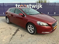 2013 - volvo - v40 - 1.6 d2 momentum - personenauto - afbeelding 11 van  18