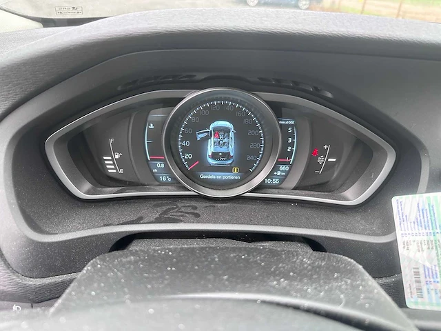 2013 - volvo - v40 - 2.0 d3 momentum - 9-knp-60 - afbeelding 20 van  20