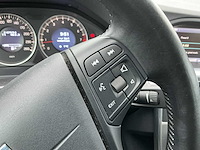 2013 - volvo - v60 - 1.6 t3 r-design - personenauto - afbeelding 5 van  18