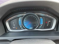 2013 - volvo - v60 - 2.4 d6 awd pl.i sum. - personenauto - afbeelding 3 van  12