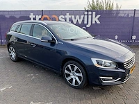 2013 - volvo - v60 - 2.4 d6 awd pl.i sum. - personenauto - afbeelding 5 van  12