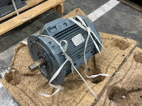 2013 abb m2aa 132 sb2 elektromotor - afbeelding 1 van  5