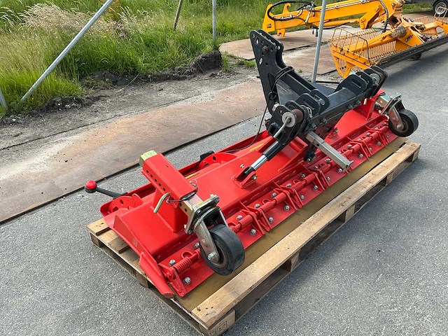 2013 adler s240 sneeuwschuiver - afbeelding 1 van  19